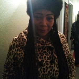 Meet your Posher, Alice